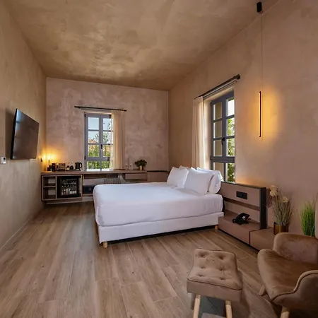 Nearchou Boutique Hotel