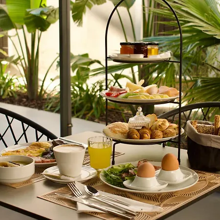 Nearchou Boutique 5*