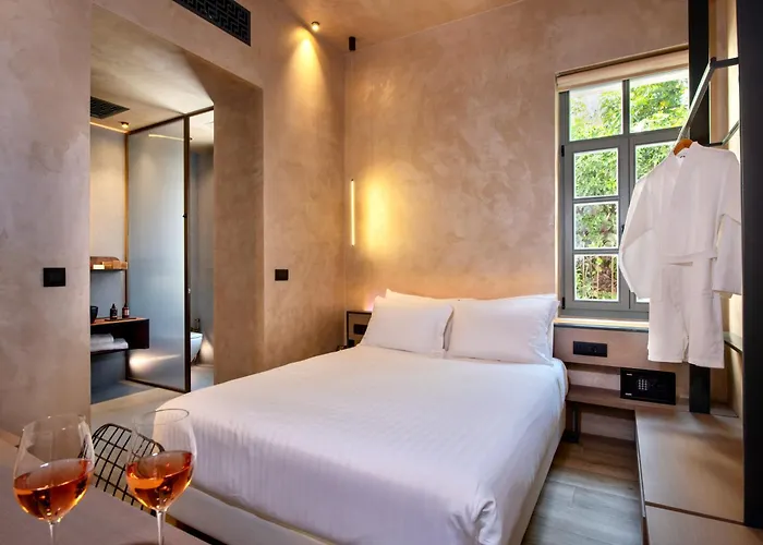 Nearchou Boutique Hotel 5*