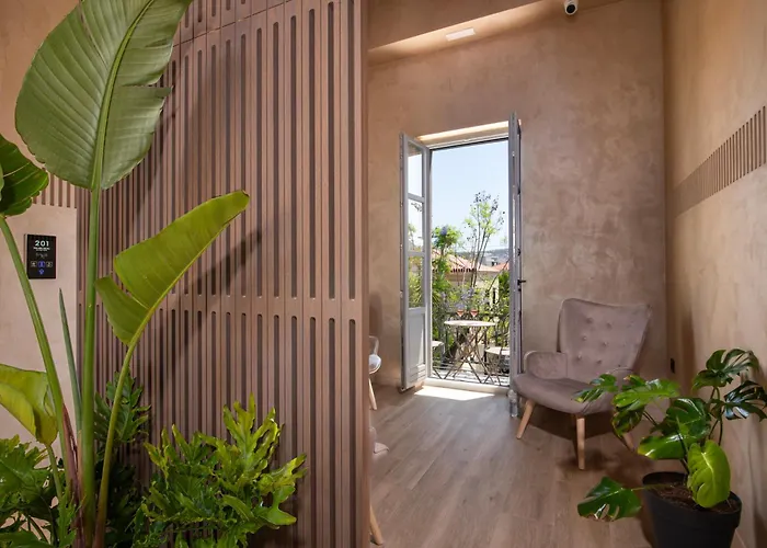 Nearchou Boutique Hotel 5*