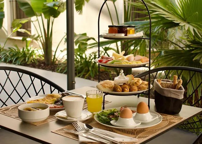 Nearchou Boutique 5*